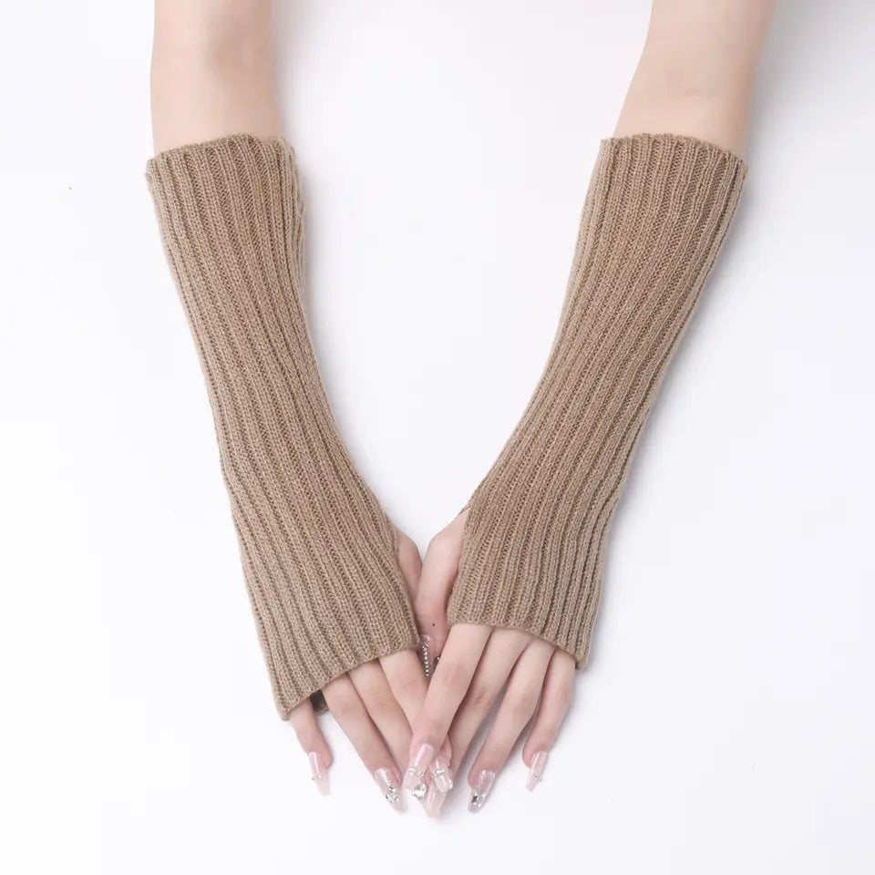 Cocoa Coziness Fingerless Gloves