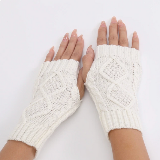 Ivory Weave Finger Gloves