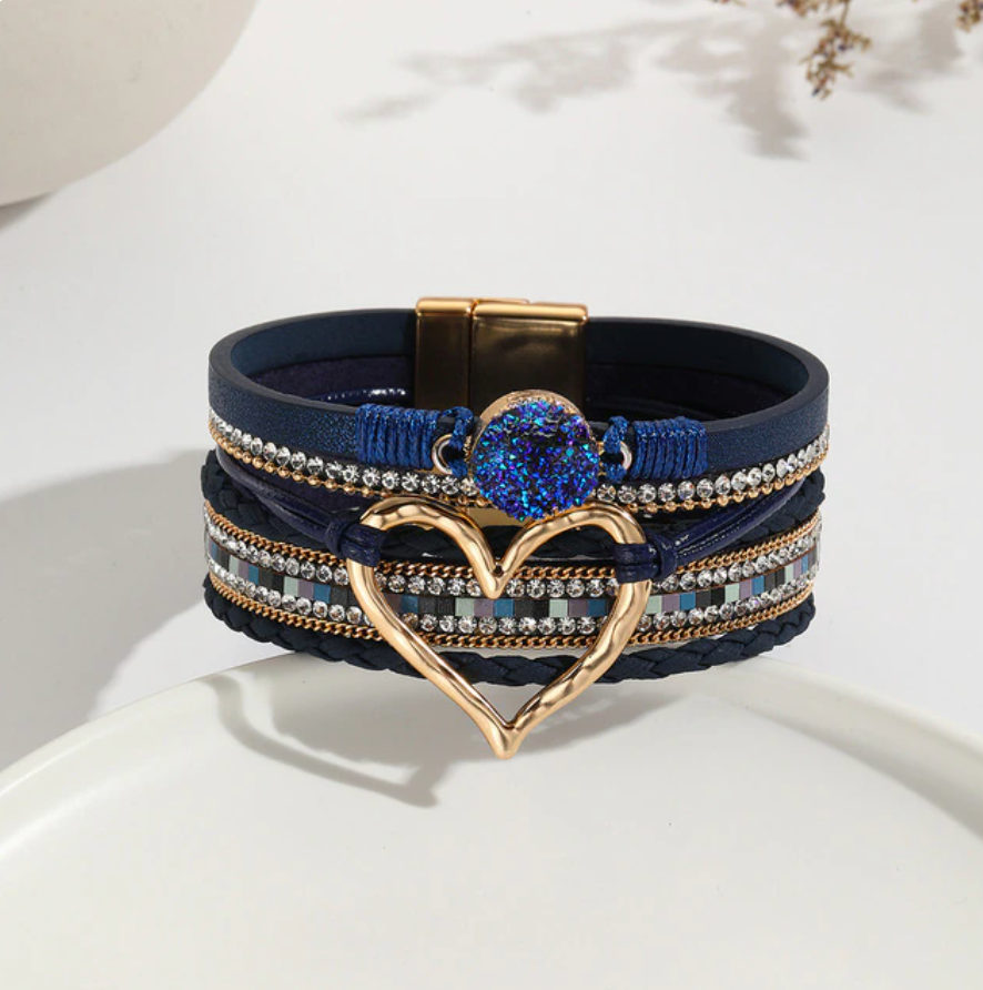 Azzure Heartfelt Bangle